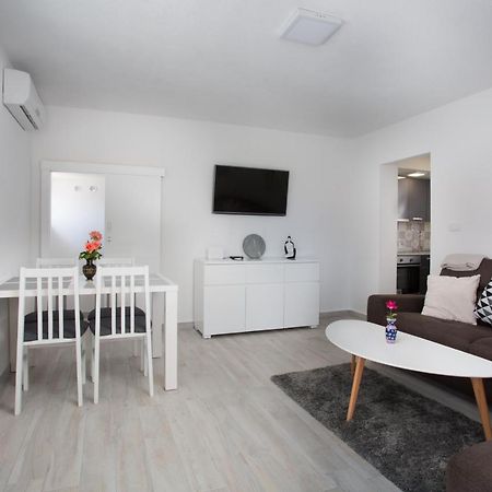 דוברובניק Serious Job Apartment מראה חיצוני תמונה